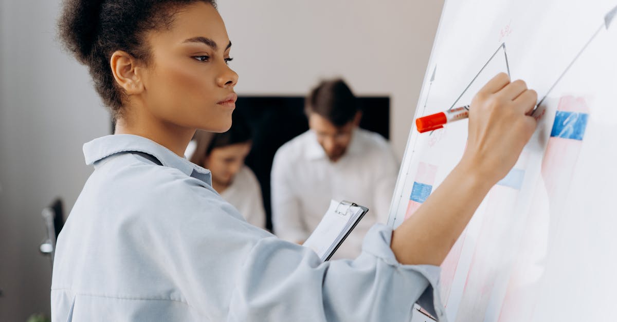 全新微信批发：大邑集团公司注册代理费用