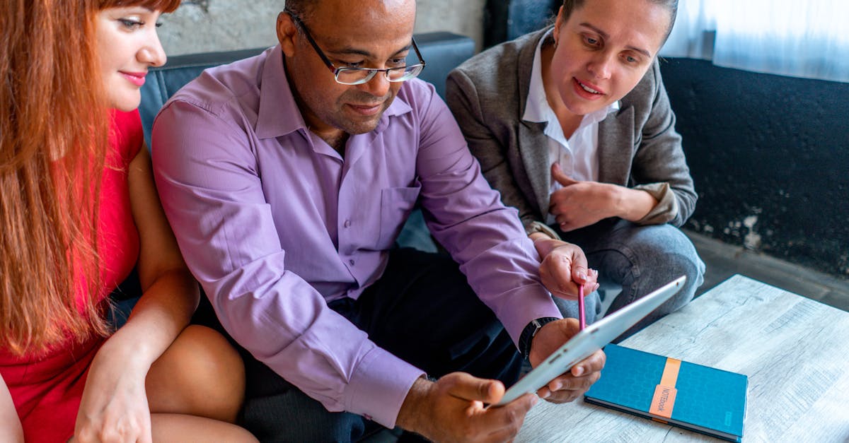 分享通信实名账号:最新理财平台代理业务