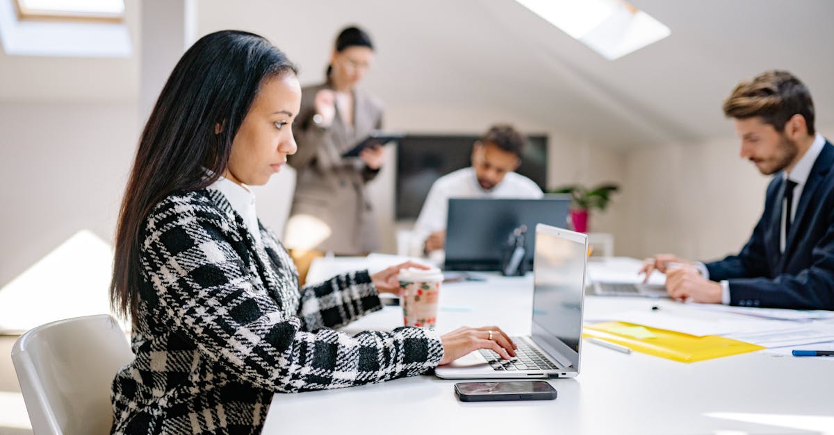 实名微信号批发：水滴代理游戏平台